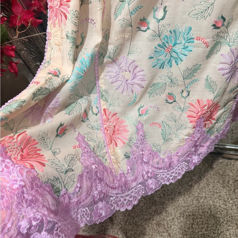 Embroidered Floral Pastel Kurta Set - Picture 3 of 13